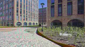 one baltic square slider (14)
